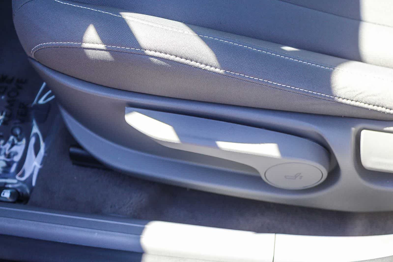 Thumbnail: 2023 Hyundai Elantra - 27