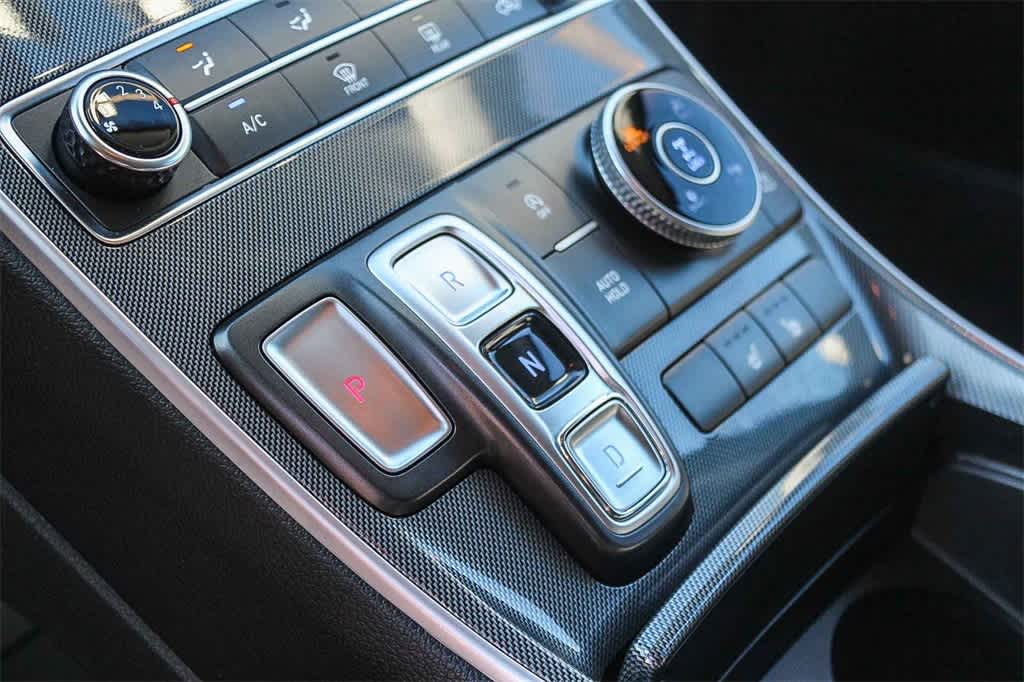 Thumbnail: 2022 Hyundai Santa Fe - 23