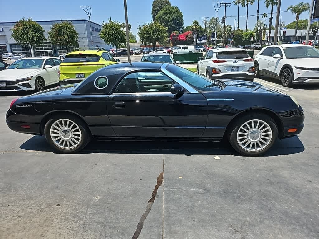 Thumbnail: 2005 Ford Thunderbird - 4