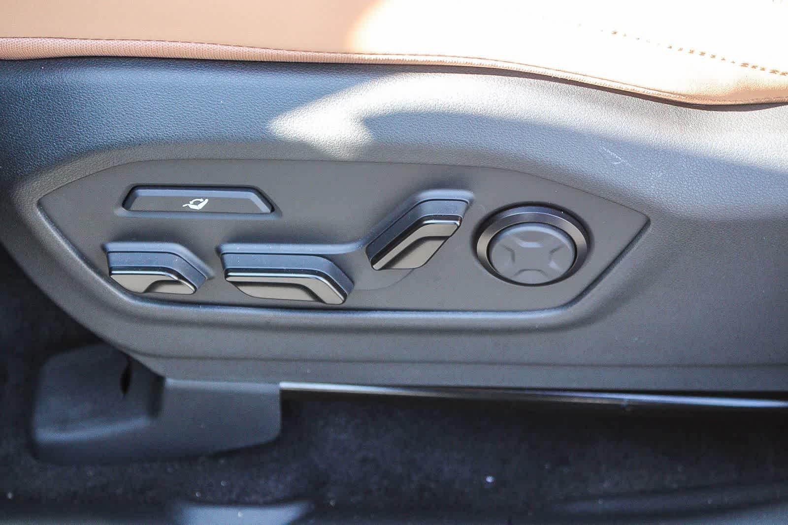 Thumbnail: 2026 Hyundai Santa Fe - 29