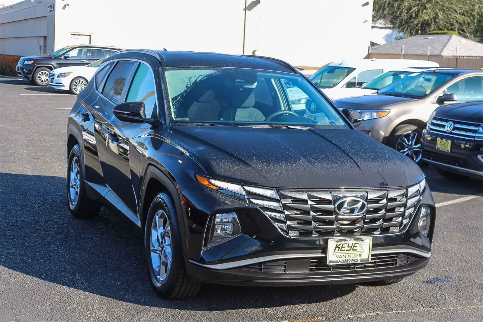 Thumbnail: 2022 Hyundai Tucson - 3