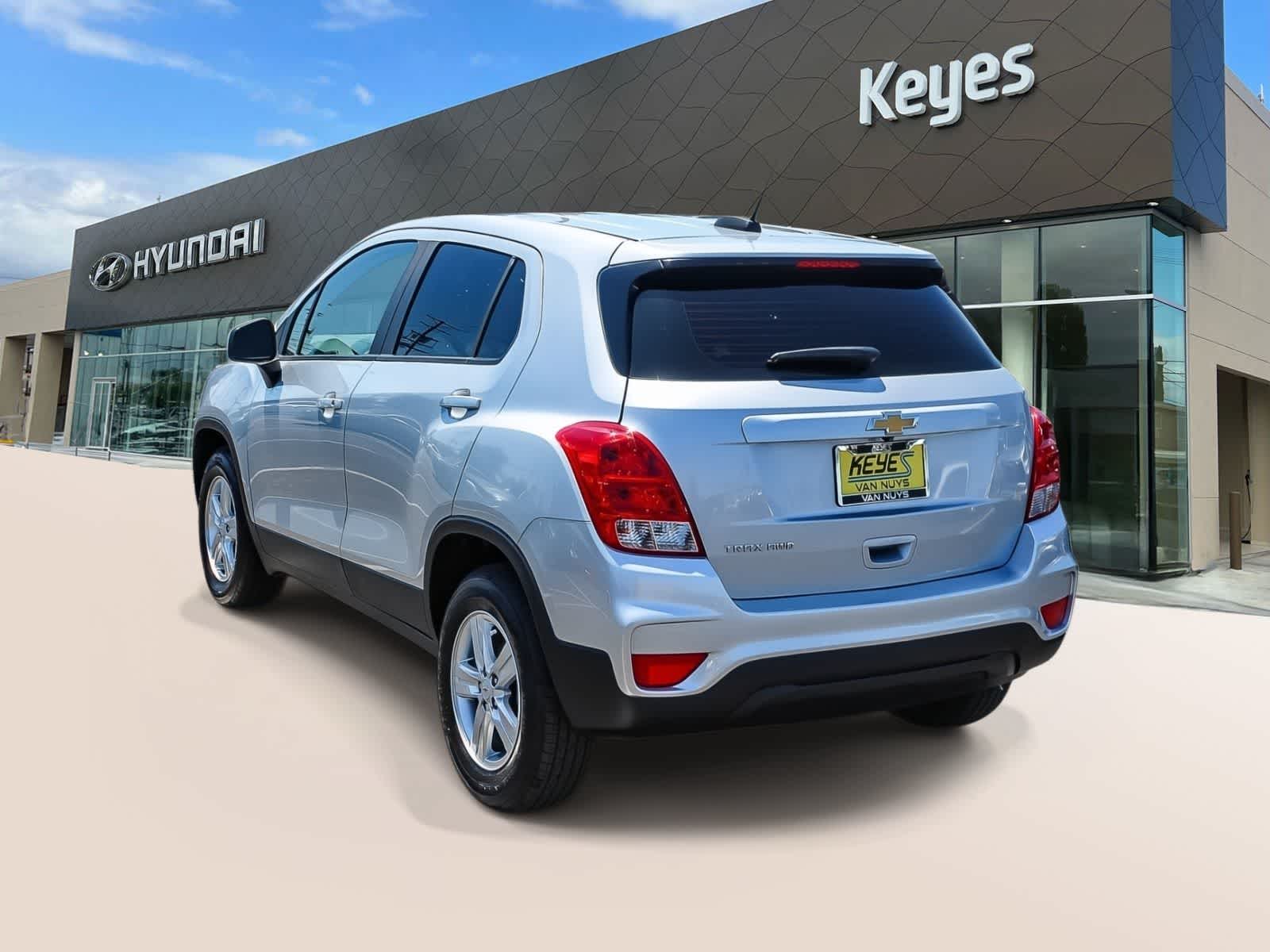 Thumbnail: 2018 Chevrolet Trax - 6