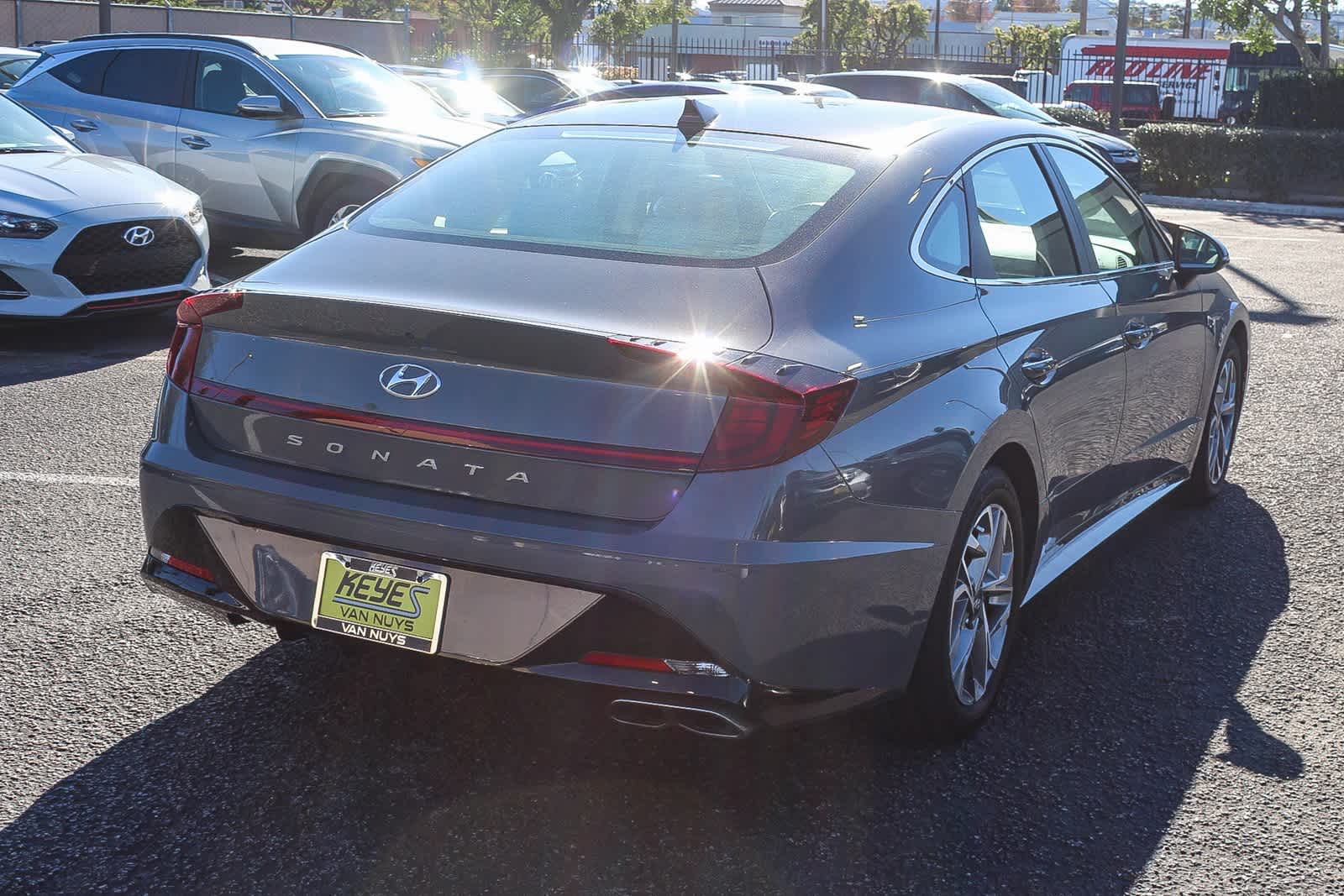 Thumbnail: 2023 Hyundai Sonata - 4