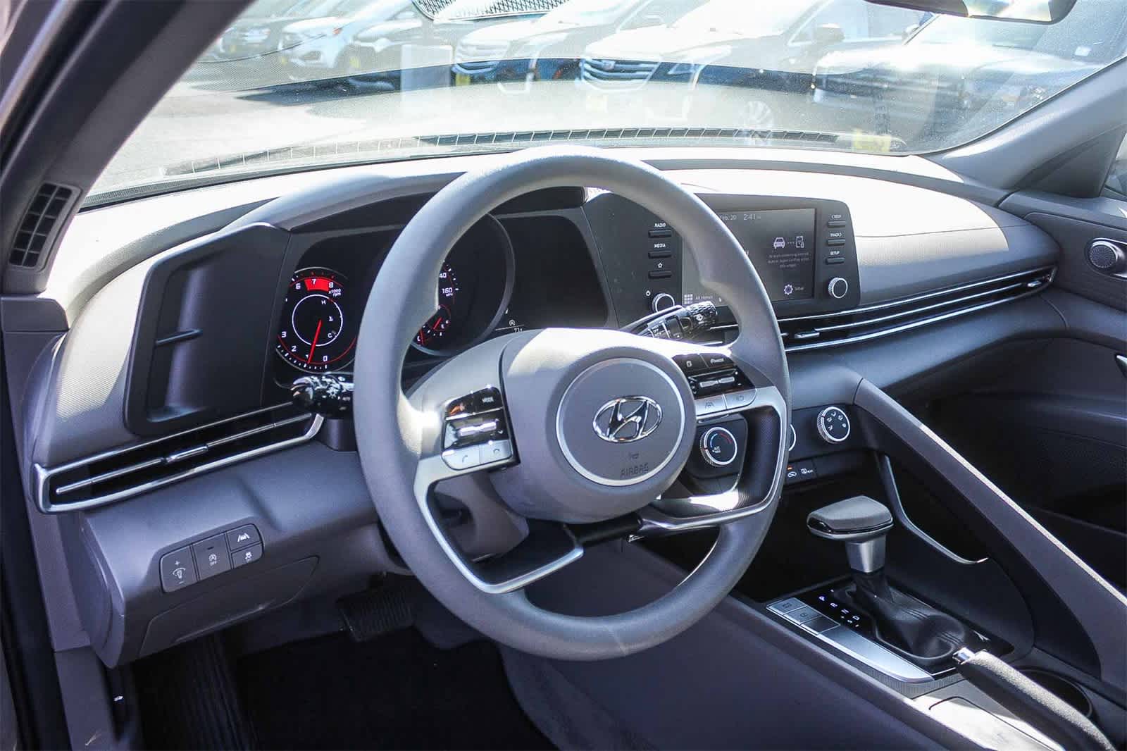 Thumbnail: 2023 Hyundai Elantra - 22