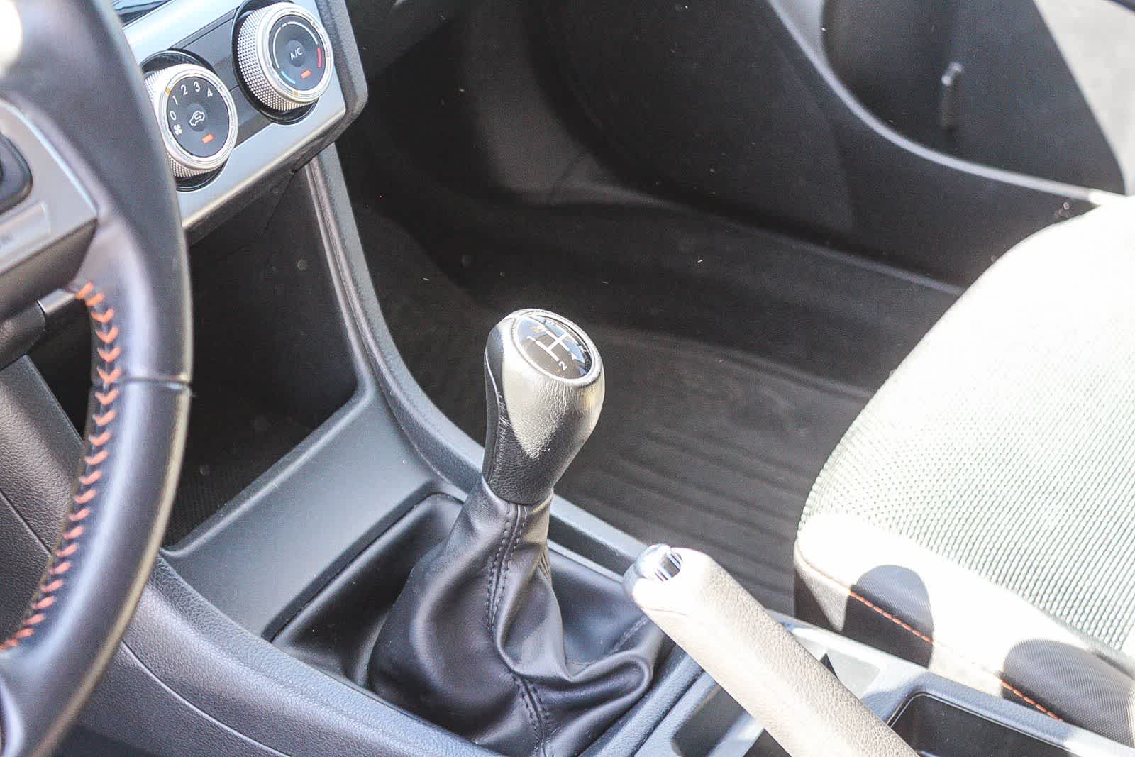 Thumbnail: 2017 Subaru Crosstrek - 27