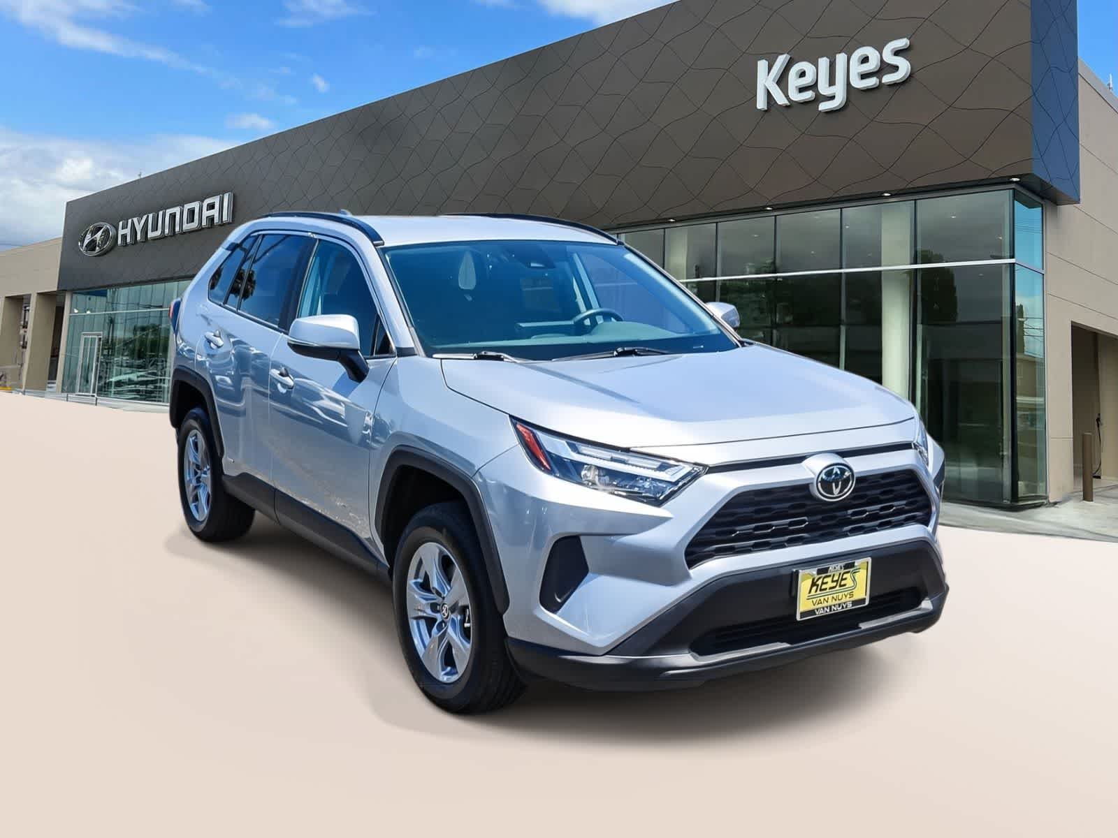 Thumbnail: 2025 Toyota RAV4 - 2