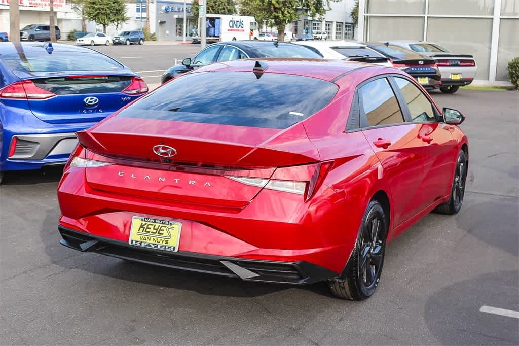Used 2023 Hyundai Elantra SEL Sedan