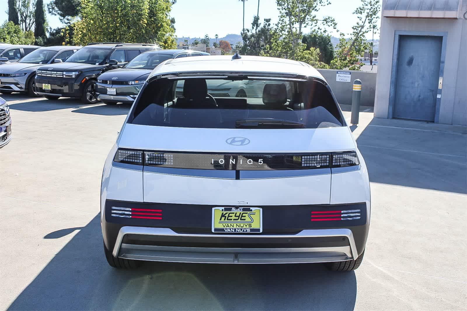 Thumbnail: 2026 Hyundai Ioniq 5 - 6