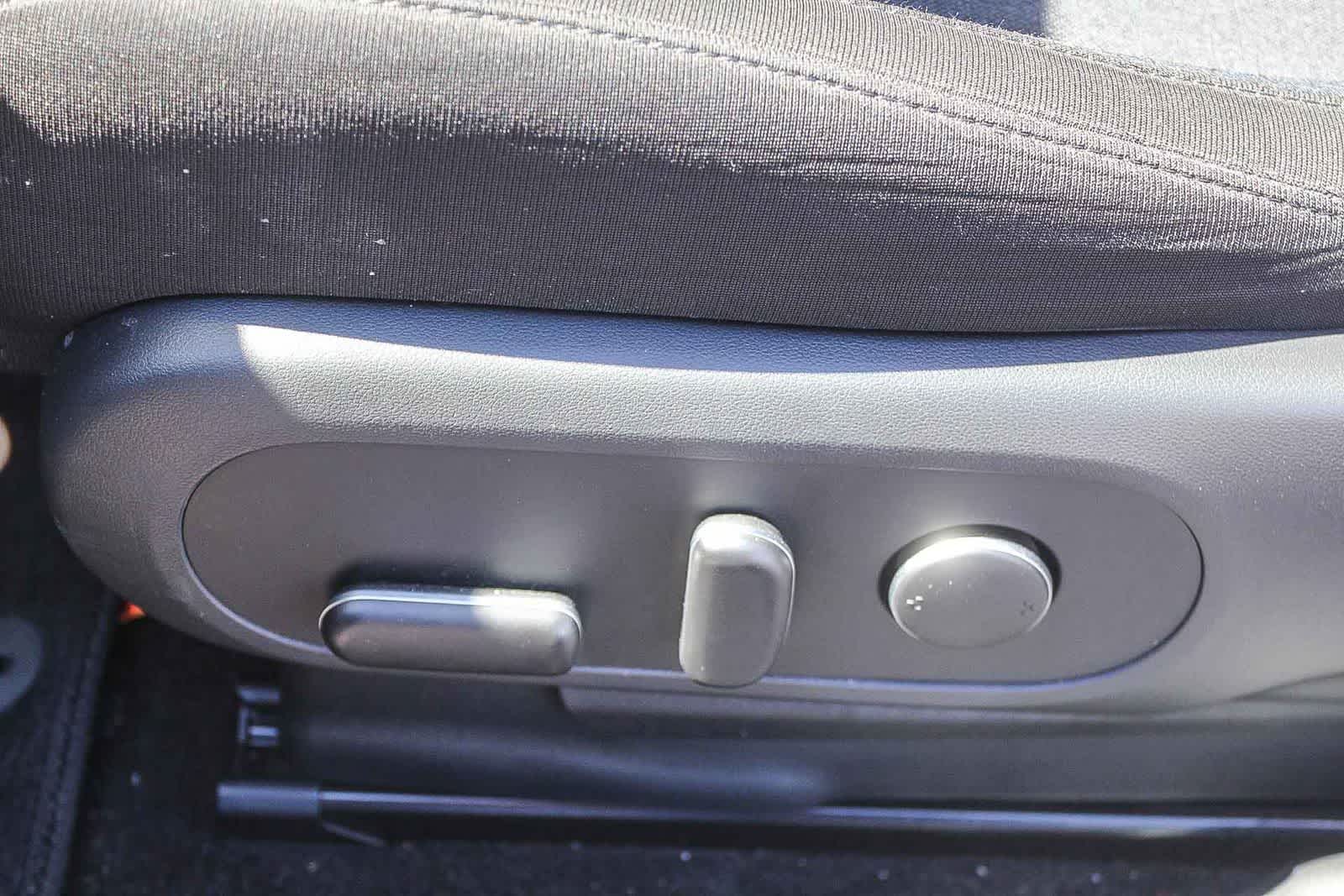 Thumbnail: 2024 Hyundai Ioniq 5 - 27