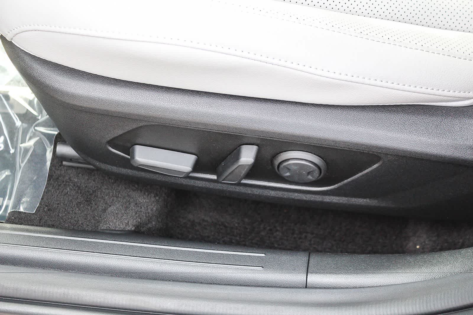Thumbnail: 2025 Hyundai Elantra - 26