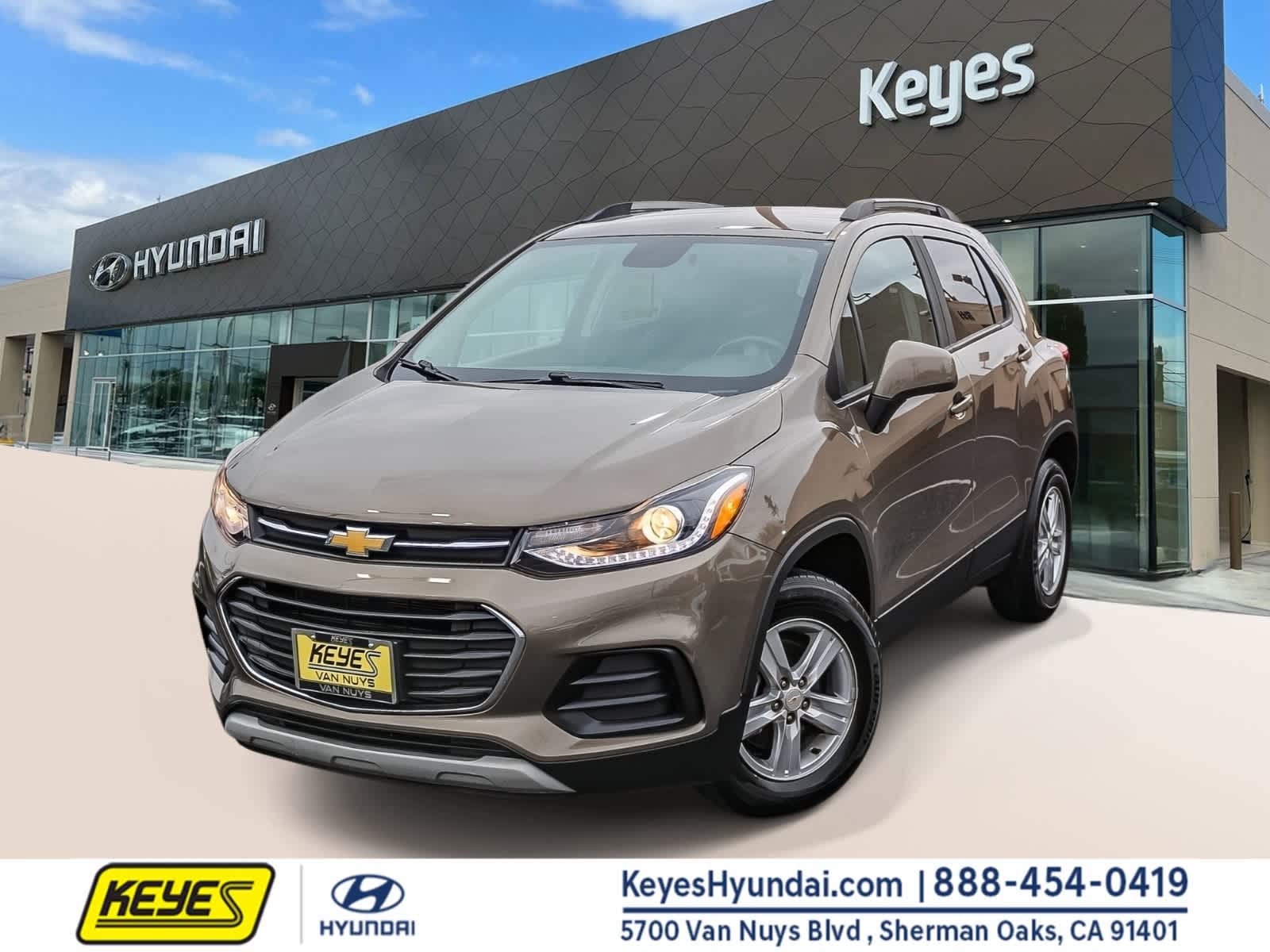 Thumbnail: 2022 Chevrolet Trax - 1