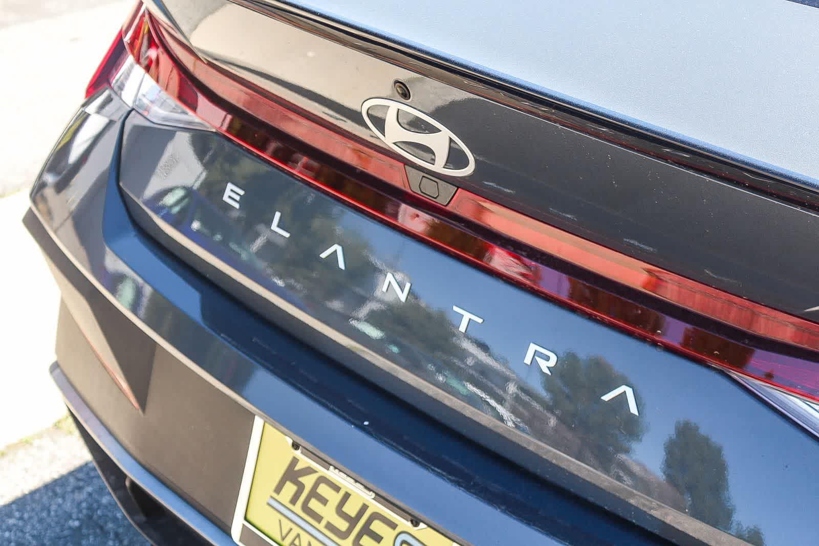 Thumbnail: 2026 Hyundai Elantra - 9