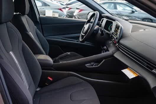 Thumbnail: 2025 Hyundai Elantra - 20