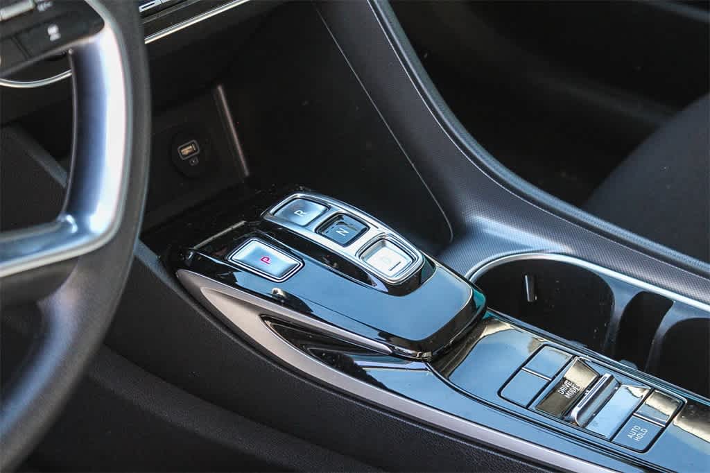 Thumbnail: 2022 Hyundai Sonata - 24