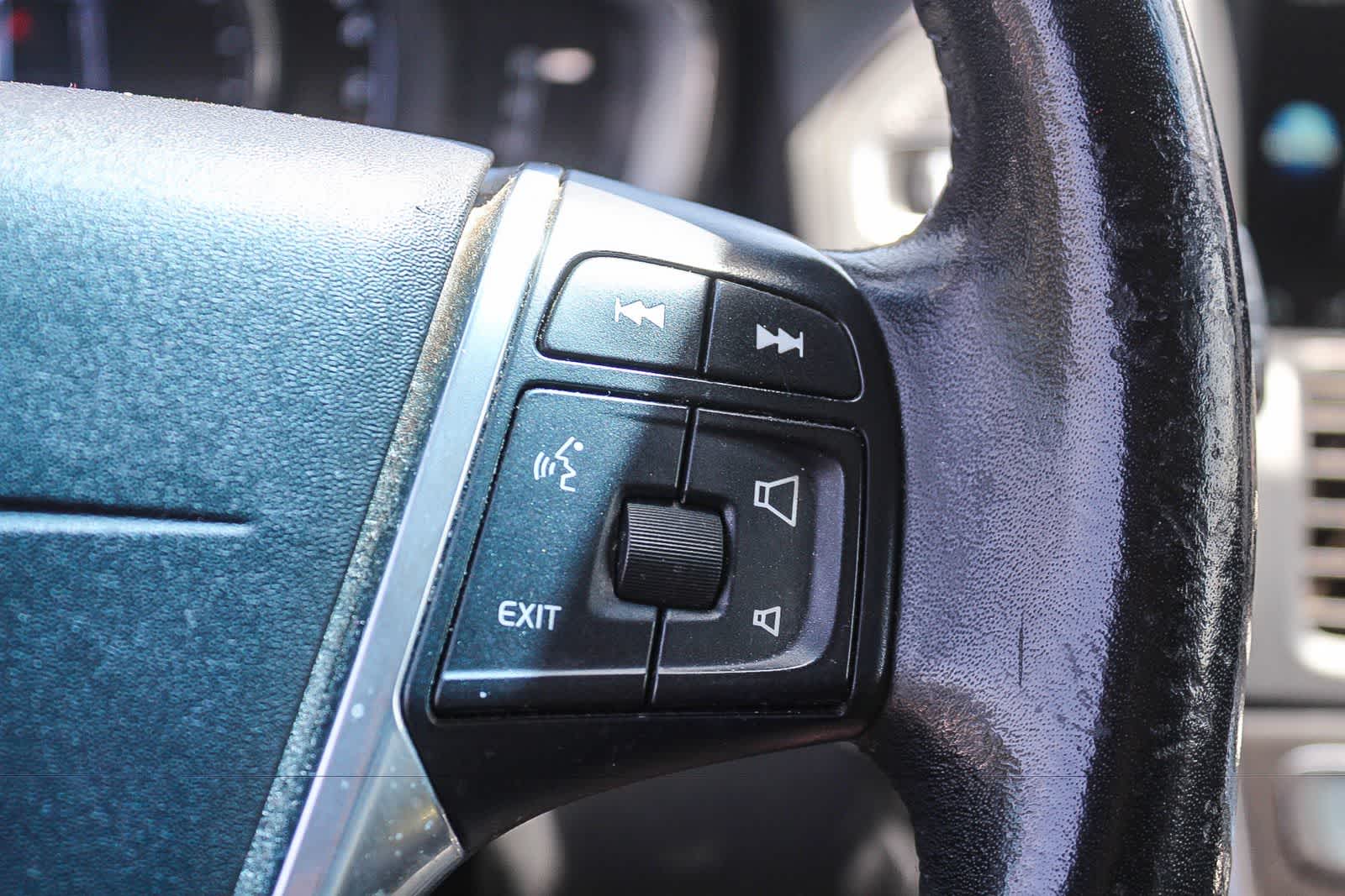 Thumbnail: 2016 Volvo XC60 - 28