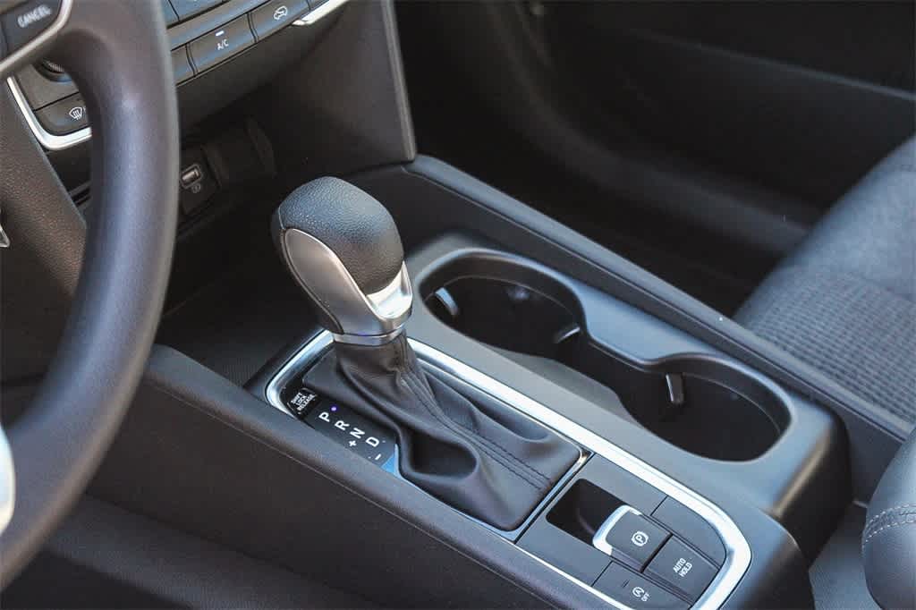 Thumbnail: 2019 Hyundai Santa Fe - 19