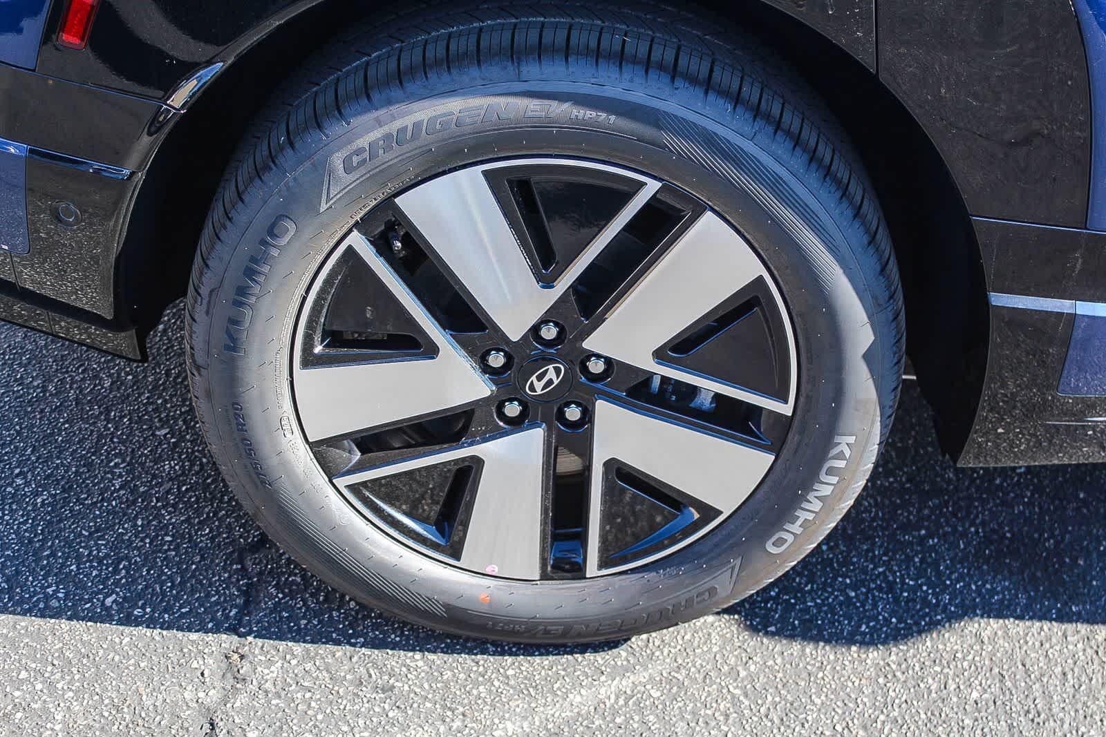 Thumbnail: 2026 Hyundai Ioniq - 9