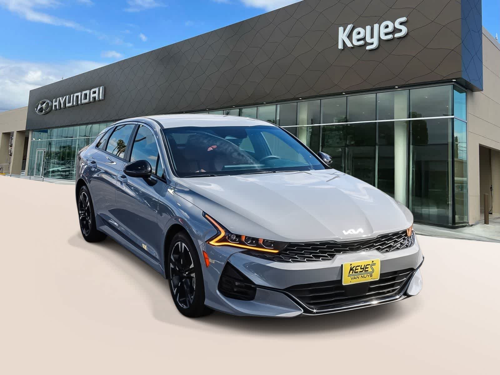 Thumbnail: 2023 Kia K5 - 3