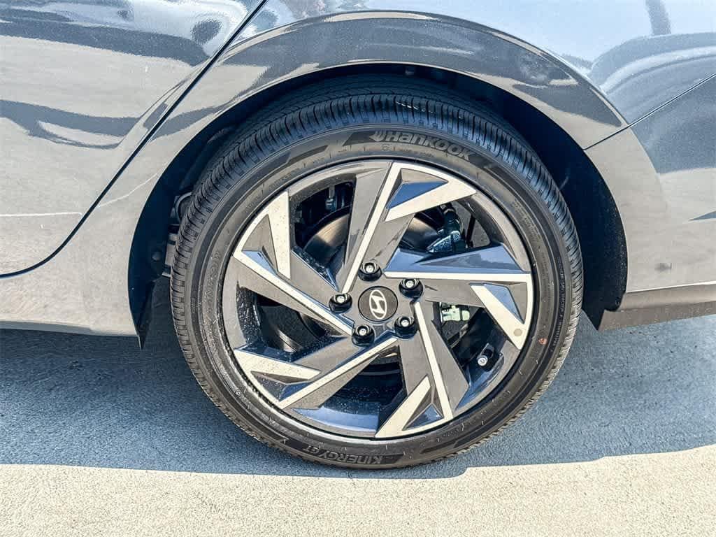 Thumbnail: 2025 Hyundai Elantra - 11