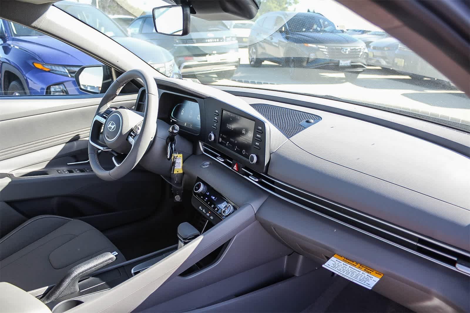 Thumbnail: 2026 Hyundai Elantra - 22