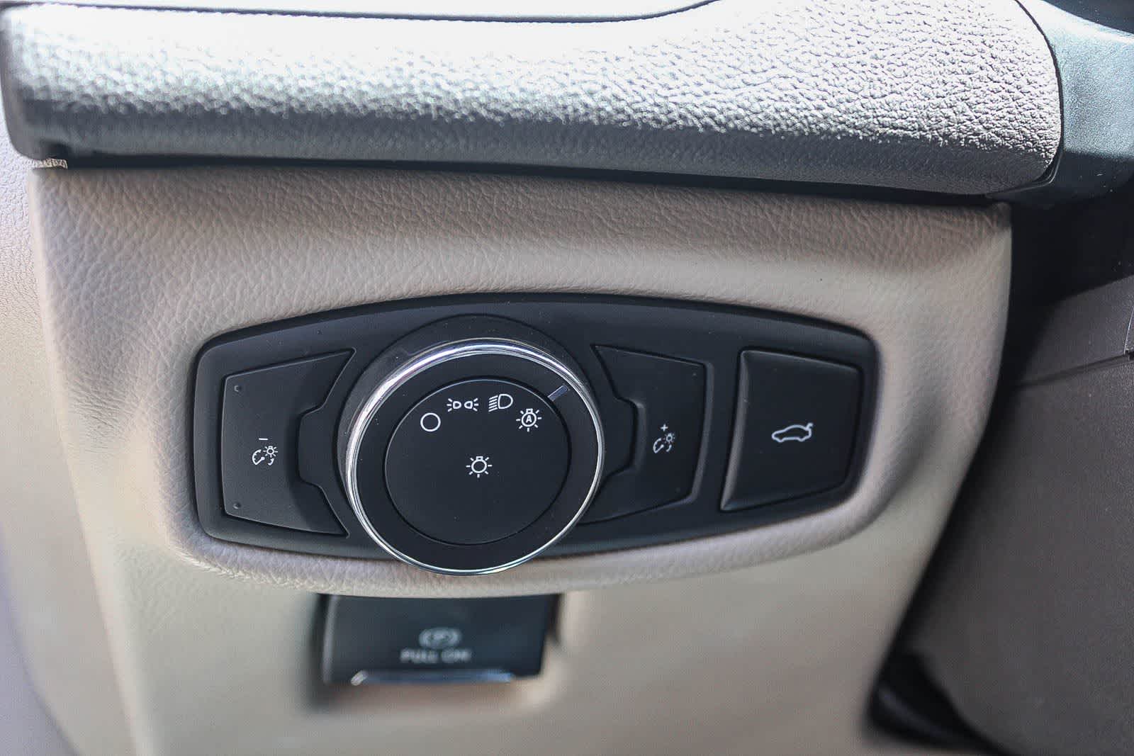 Thumbnail: 2019 Lincoln MKZ - 29