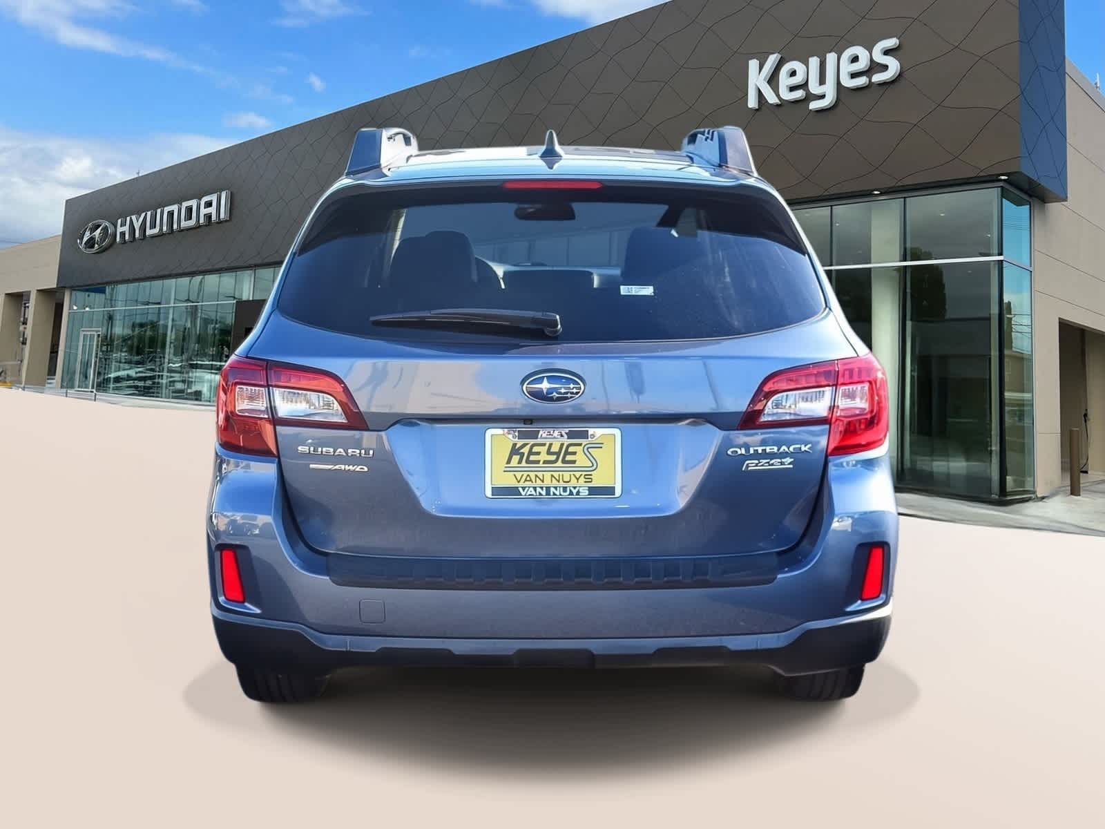 Thumbnail: 2017 Subaru Outback - 6