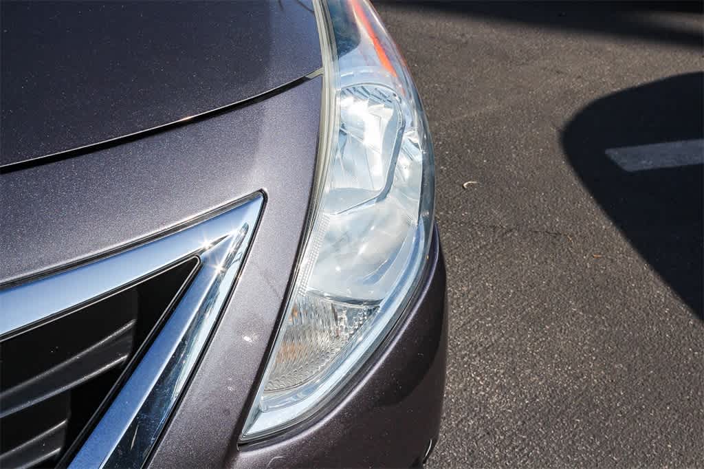 Thumbnail: 2015 Nissan Versa - 10