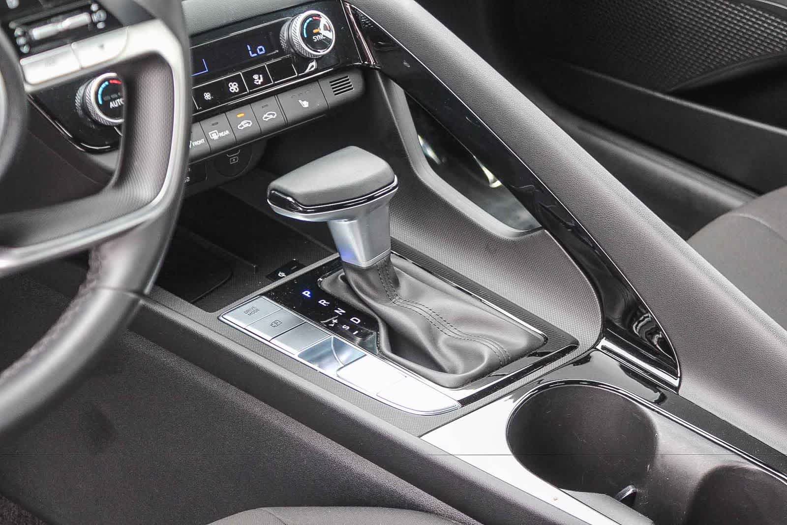 Thumbnail: 2025 Hyundai Elantra - 24