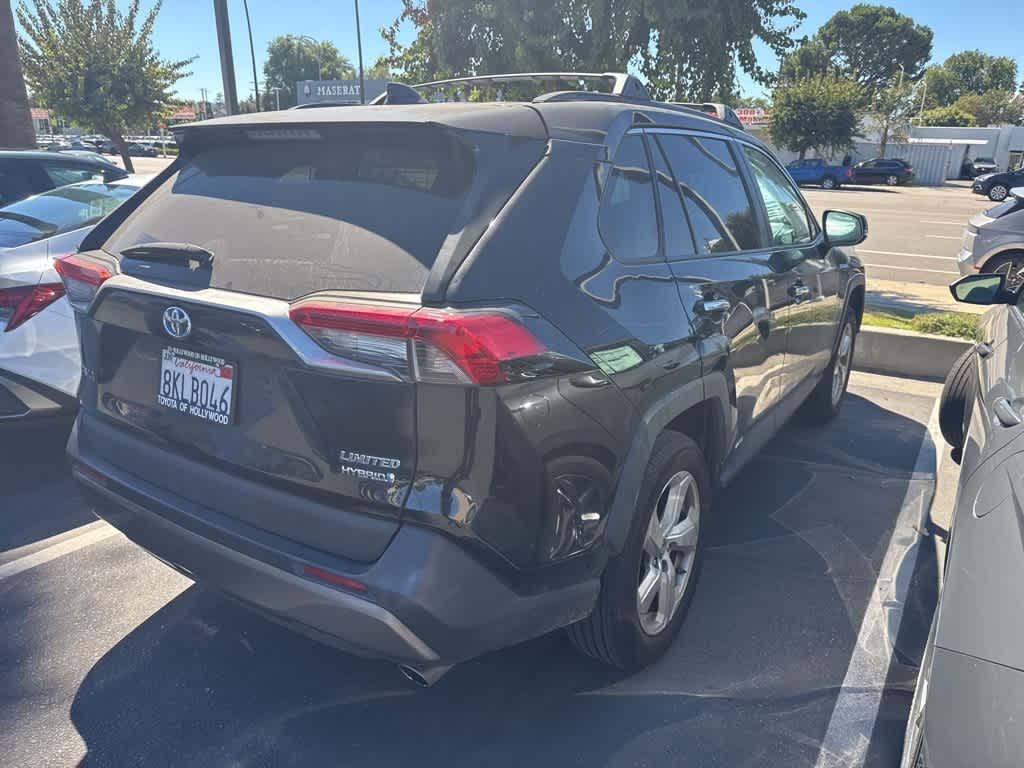 Thumbnail: 2019 Toyota RAV4 - 13