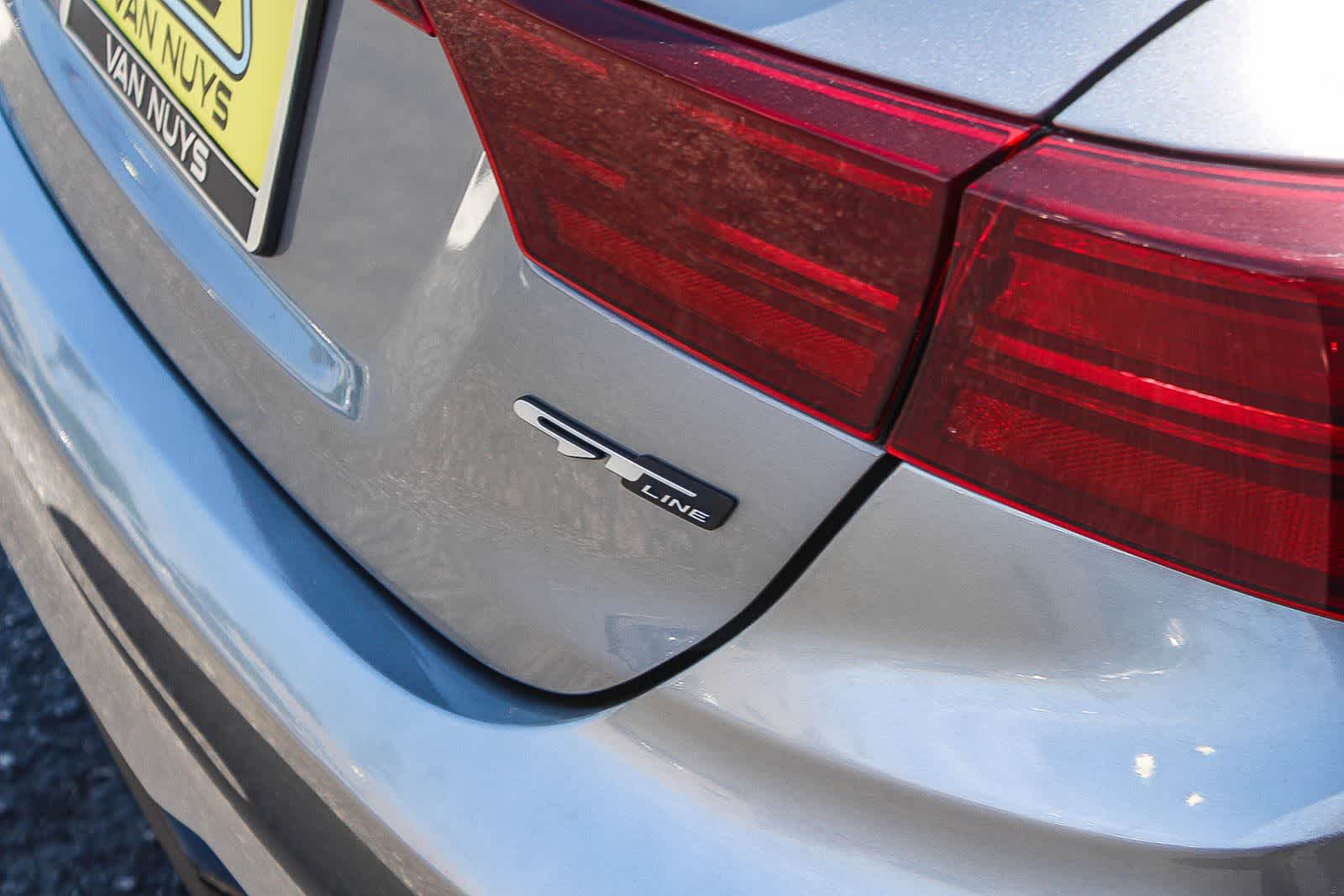 Thumbnail: 2022 Kia Forte - 12