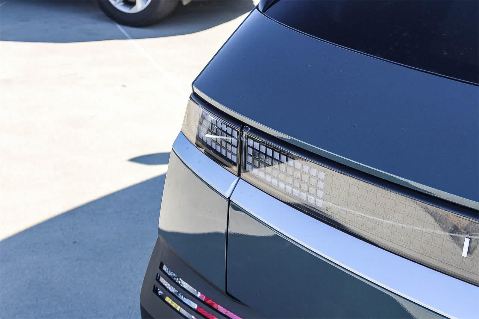 Thumbnail: 2026 Hyundai Ioniq 5 - 8