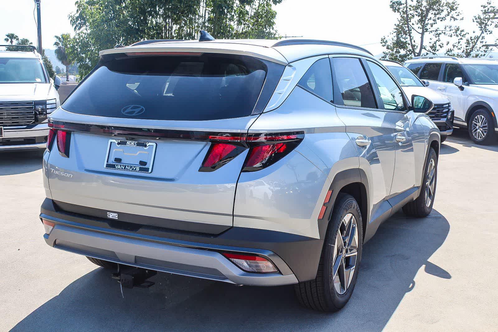 Thumbnail: 2026 Hyundai Tucson - 4