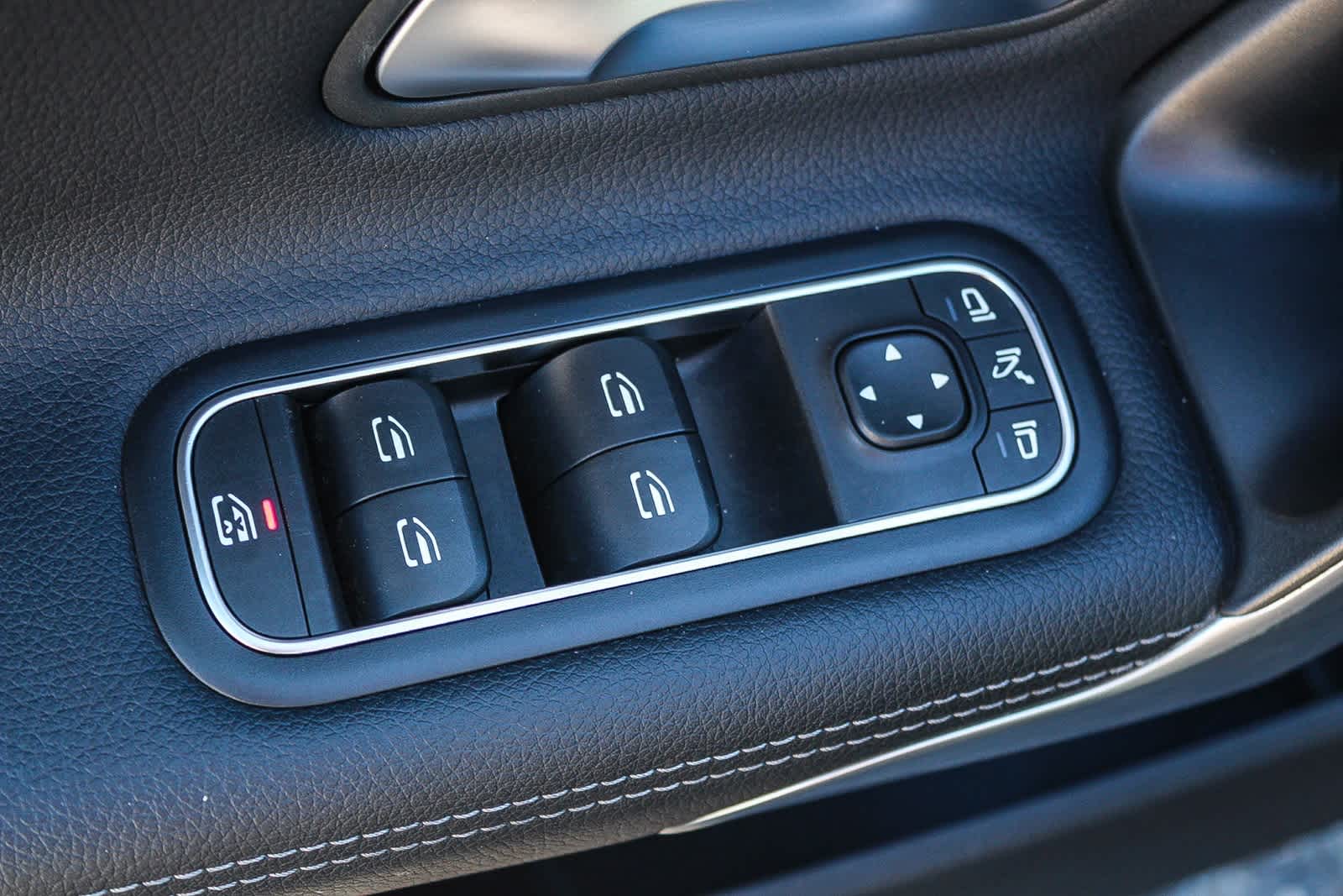 Thumbnail: 2023 Mercedes-Benz CLA - 25