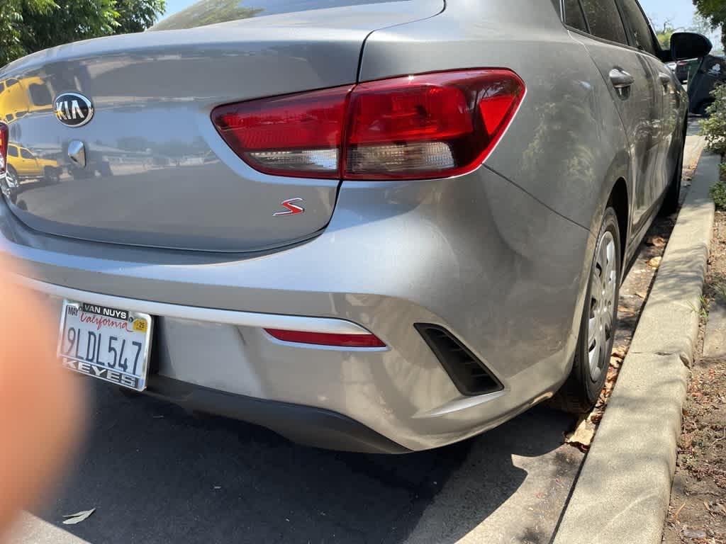 Thumbnail: 2021 Kia Rio - 19