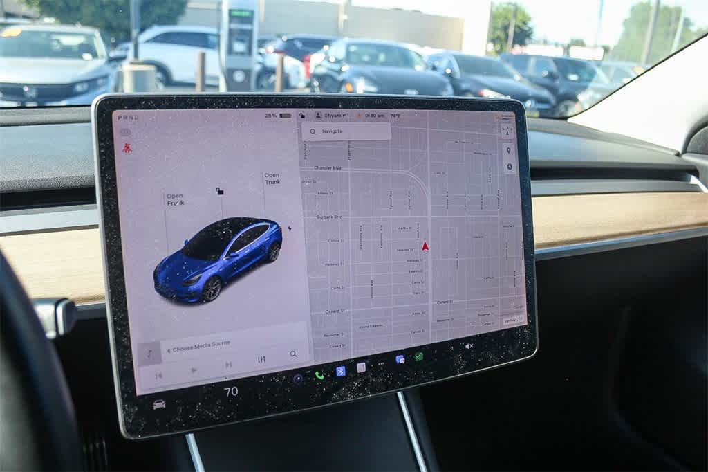Thumbnail: 2018 Tesla Model 3 - 22
