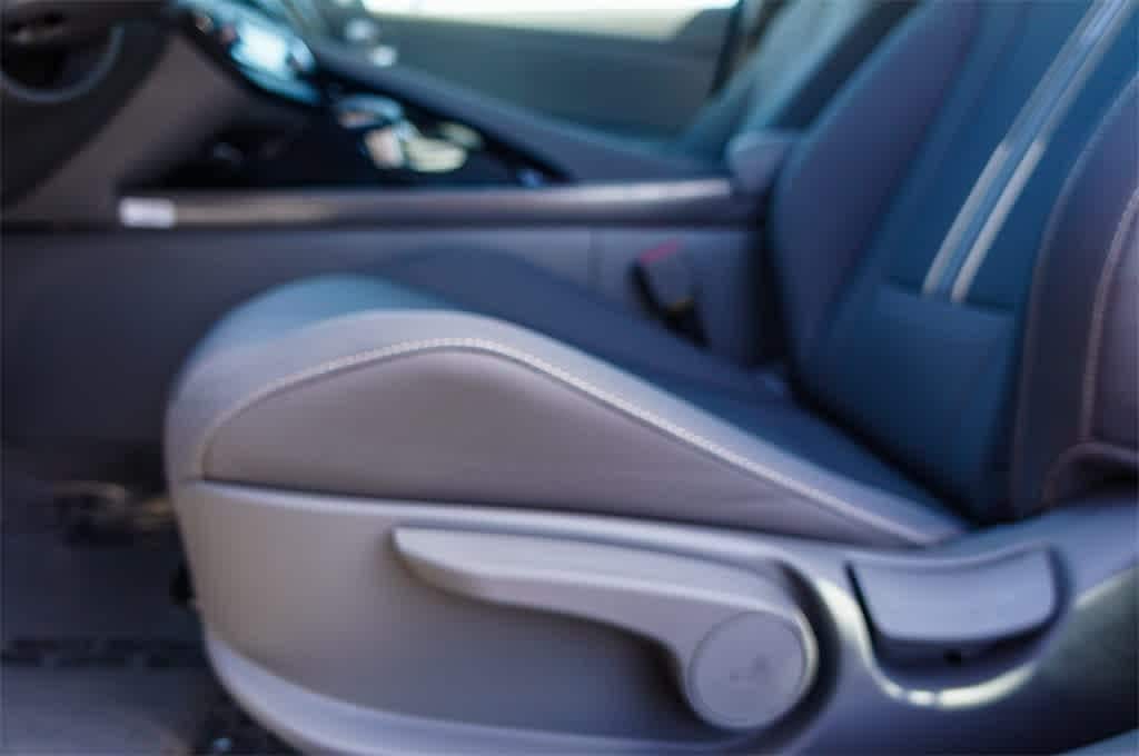 Thumbnail: 2025 Hyundai Elantra - 21