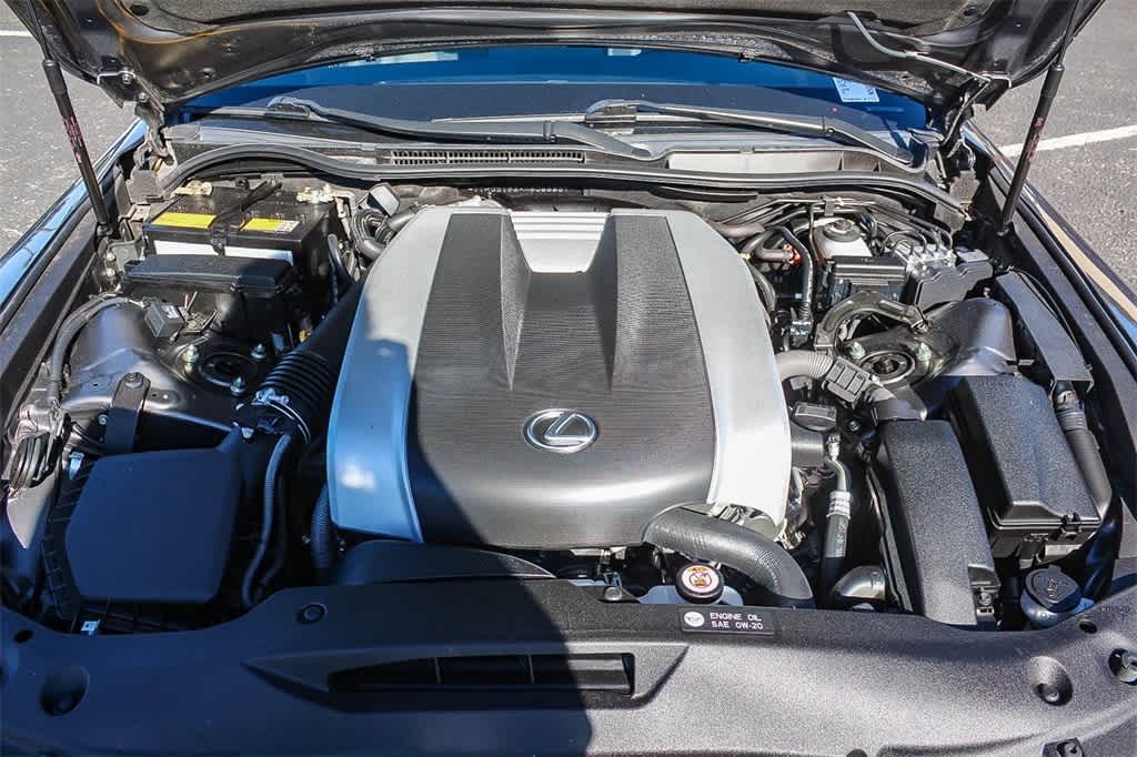 Thumbnail: 2022 Lexus IS - 39