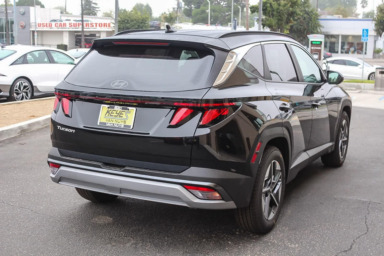 Thumbnail: 2026 Hyundai Tucson - 4