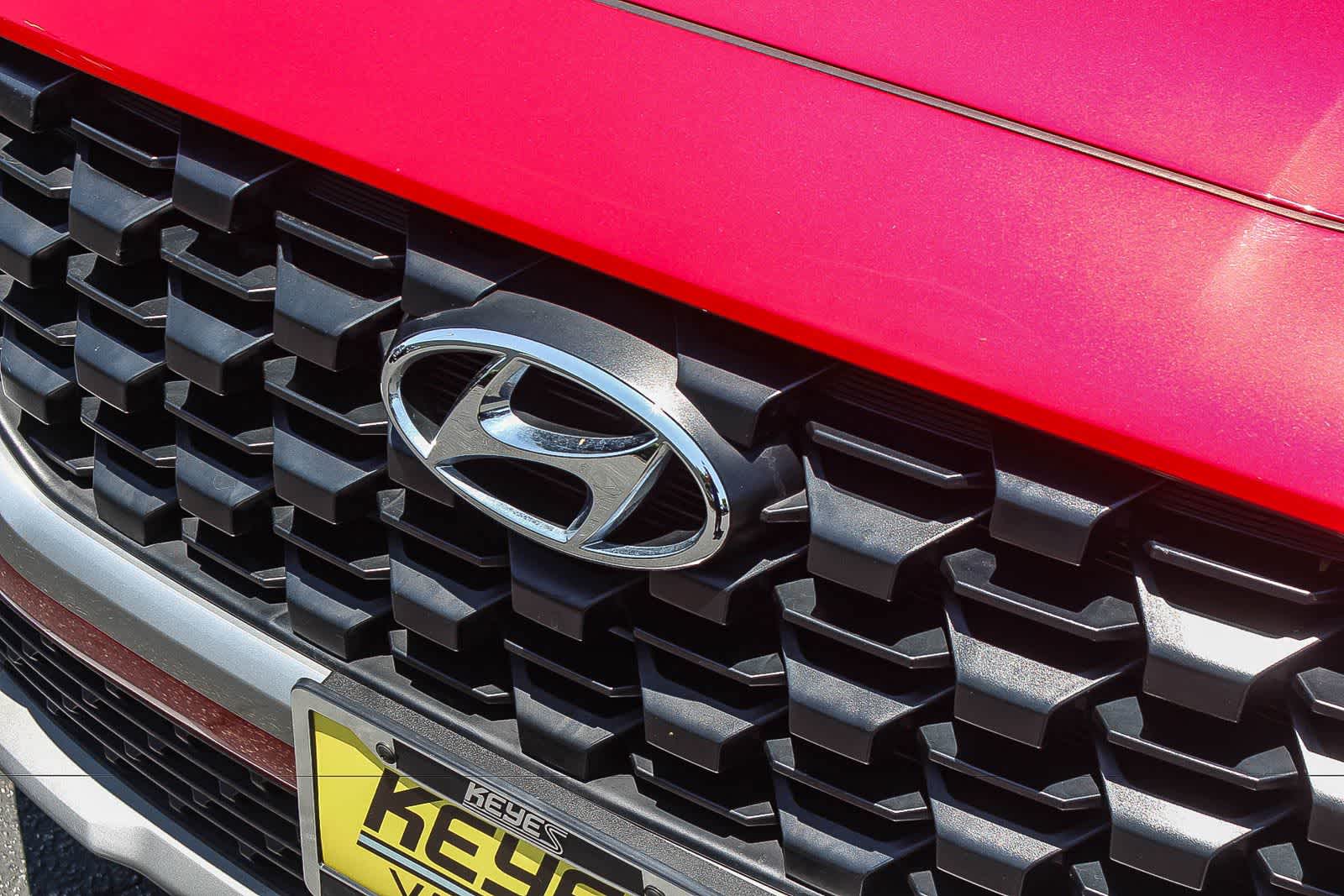 Thumbnail: 2023 Hyundai Santa Fe - 12