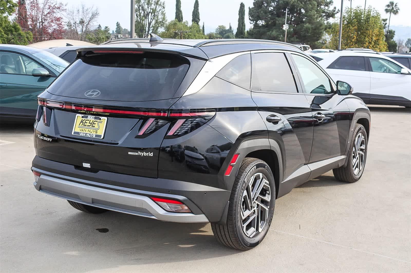 Thumbnail: 2026 Hyundai Tucson - 4