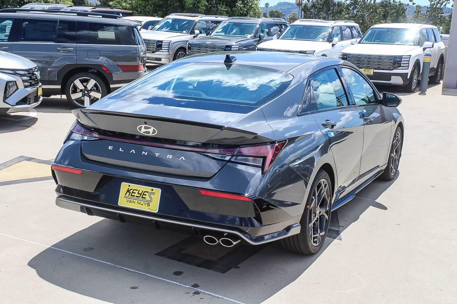 Thumbnail: 2026 Hyundai Elantra - 4