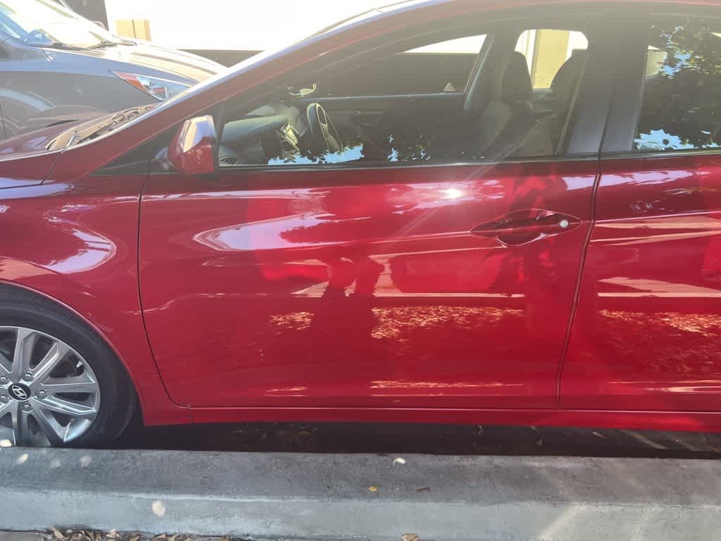 Thumbnail: 2015 Hyundai Elantra - 6