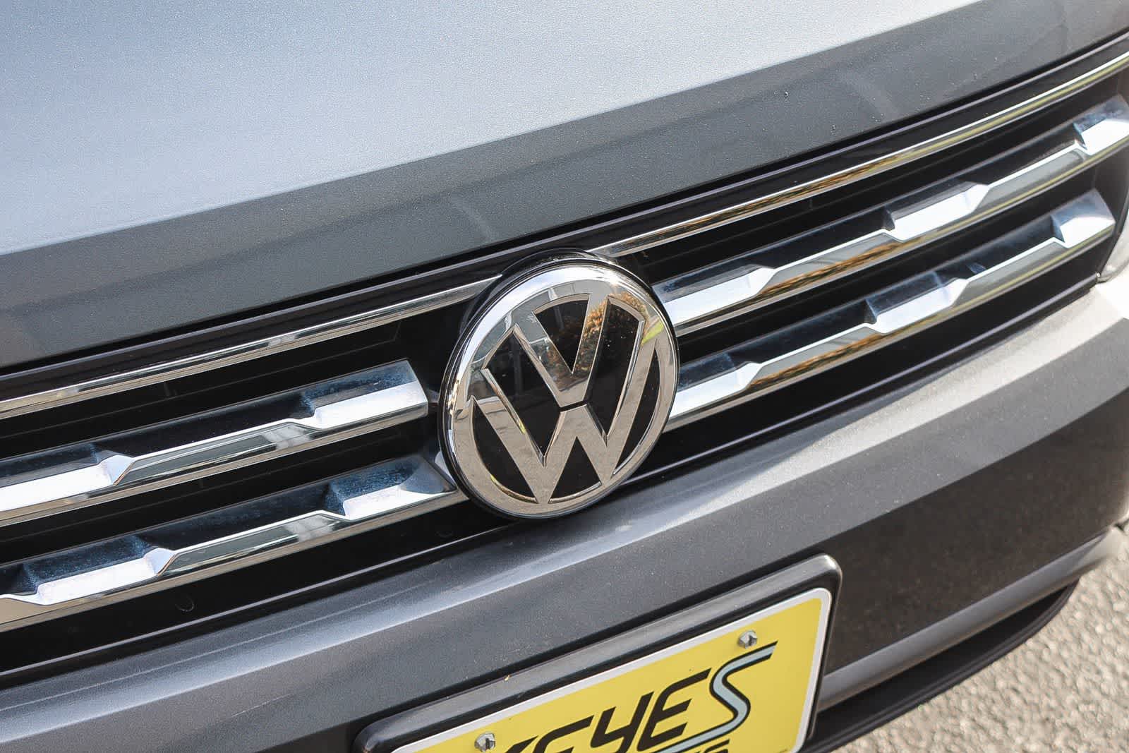 Thumbnail: 2019 Volkswagen Tiguan - 14