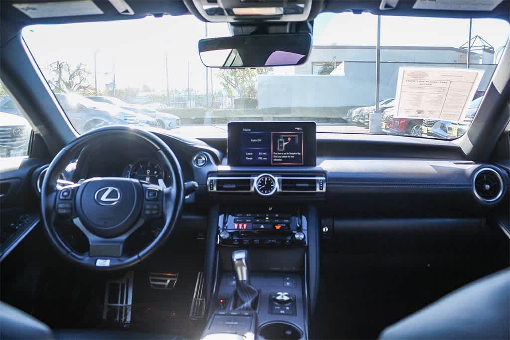 Thumbnail: 2022 Lexus IS - 17