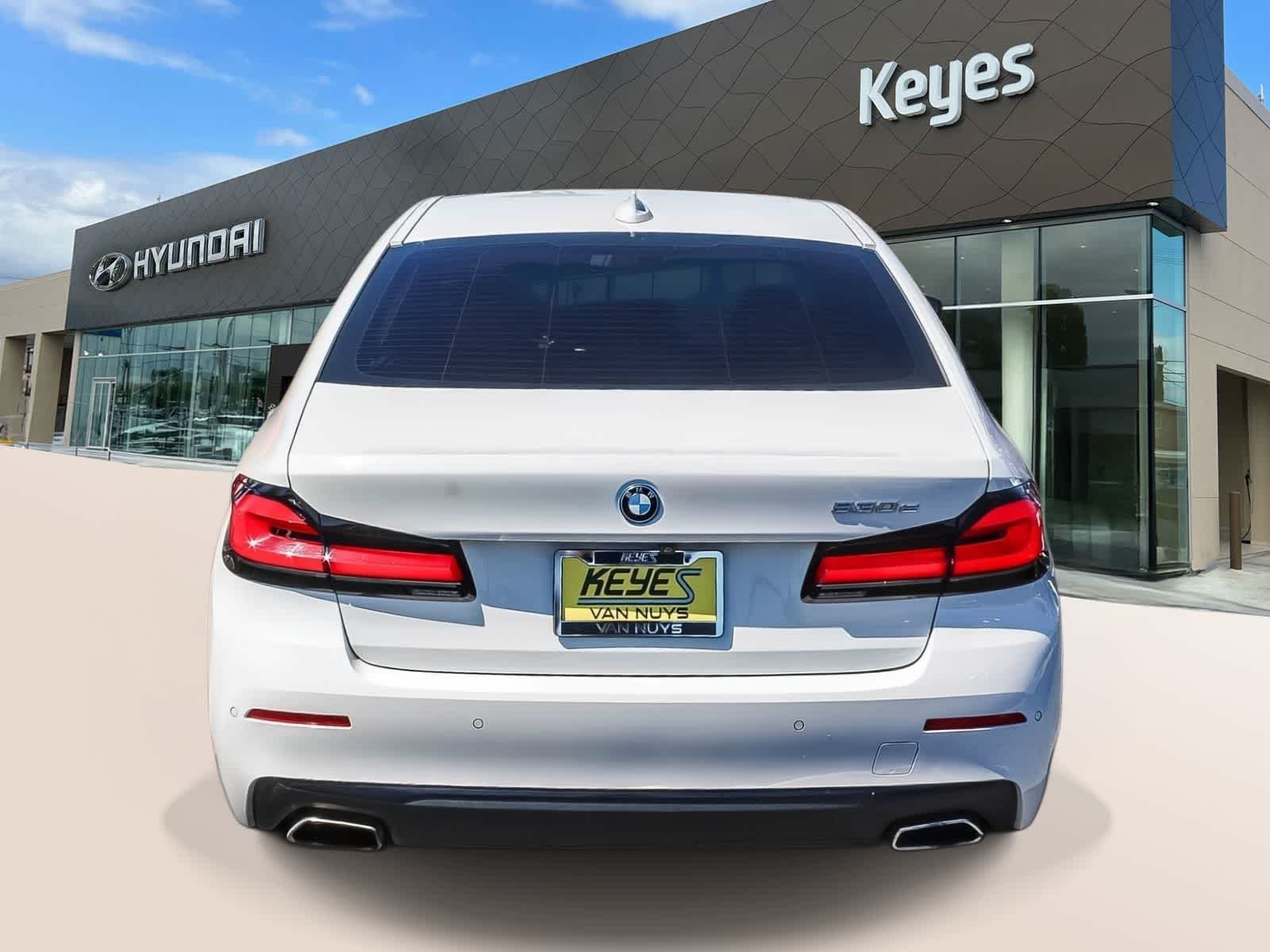 Thumbnail: 2023 BMW 5 Series - 6