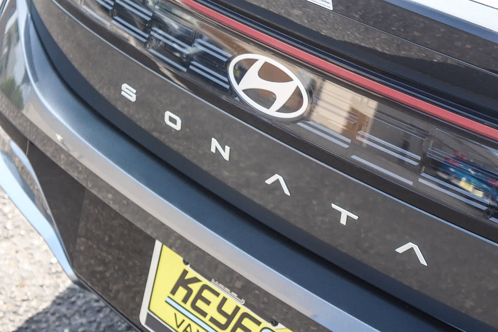 Thumbnail: 2025 Hyundai Sonata - 9
