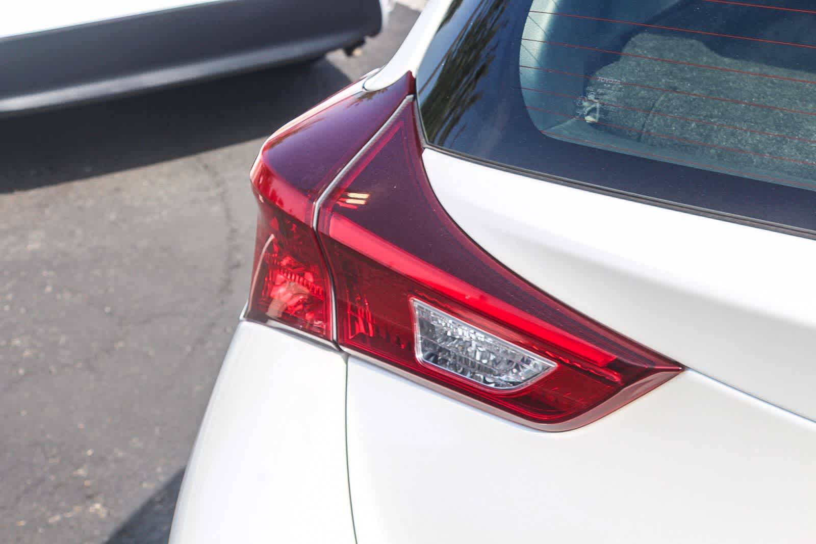 Thumbnail: 2018 Toyota Corolla iM - 8