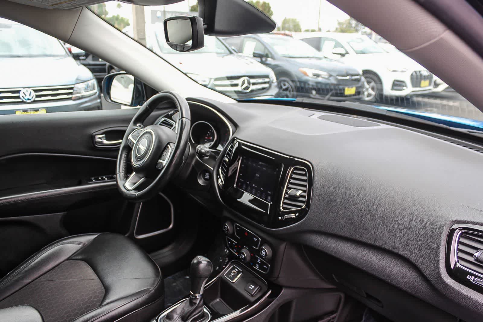 Thumbnail: 2019 Jeep Compass - 21