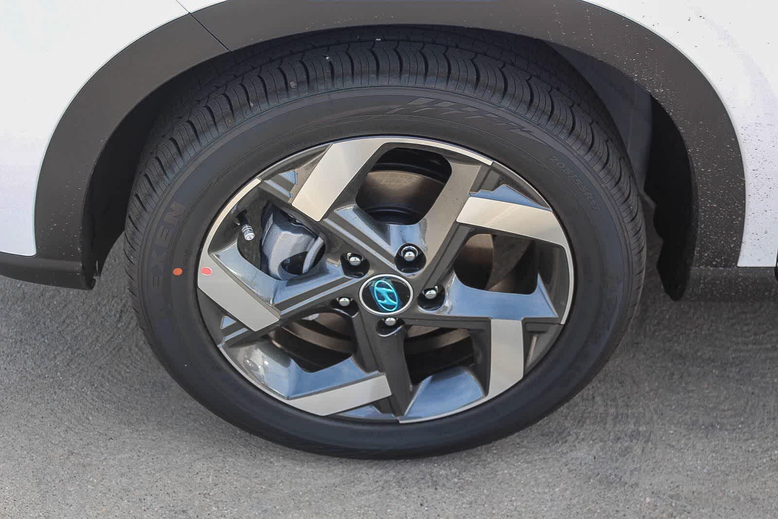 Thumbnail: 2026 Hyundai Venue - 11