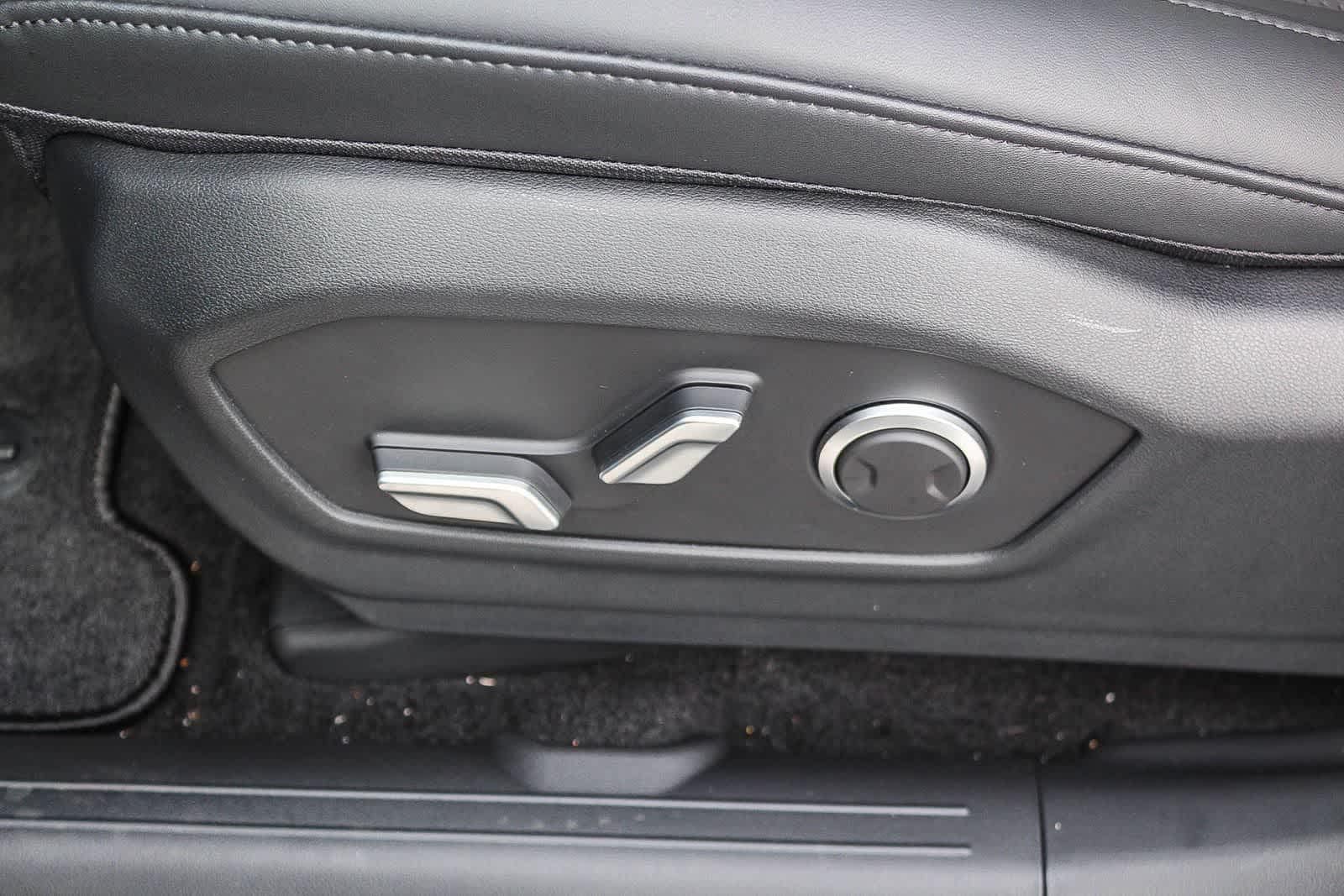 Thumbnail: 2026 Hyundai Santa Fe - 28